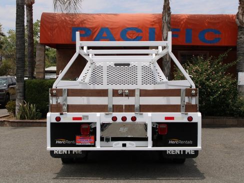 Used 2017 Ford F550 2WD Crew Cab Super Duty image 6