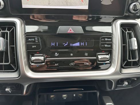 Certified 2023 Kia Sorento X-Line EX image 19