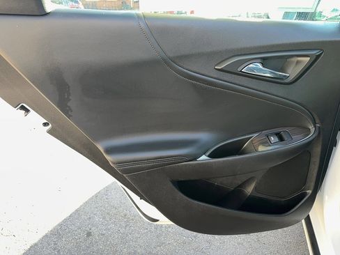 Used 2023 Chevrolet Malibu LT image 9