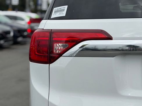 Used 2018 GMC Acadia SLT FWD image 15