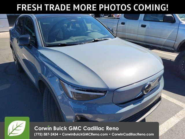 Used 2023 Volvo C40 P8 Recharge Ultimate AWD/4WD image 2