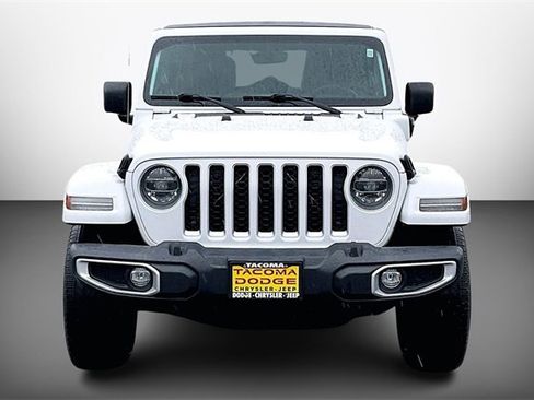 Used 2021 Jeep Wrangler Unlimited Sahara w/ Cold Weather Group image 3