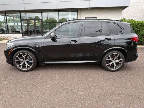 Used 2022 BMW X5 xDrive45e w/ M Sport Package AWD/4WD image 2