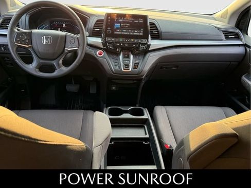 Used 2019 Honda Odyssey EX image 9
