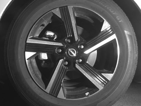 Used 2025 Nissan Sentra SV image 12