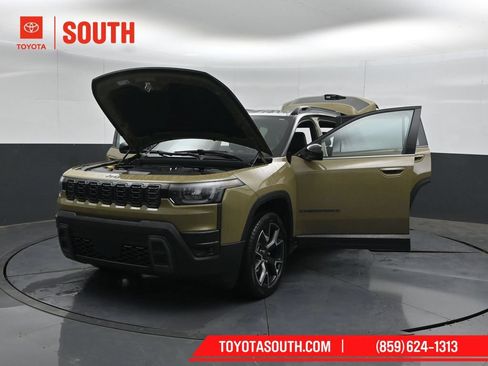 Used 2026 Jeep Cherokee Overland AWD/4WD image 64