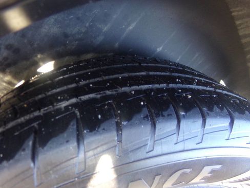 Used 2014 Buick Enclave Premium image 11