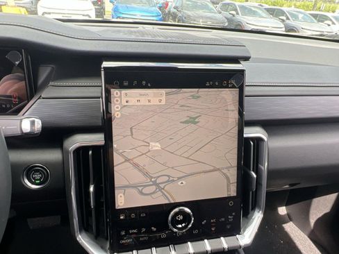 New 2025 GMC Acadia Elevation image 16