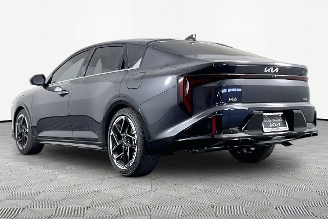 New 2027 Kia K4 GT-Line Turbo w/ GT-Line Sunroof Package FWD image 4
