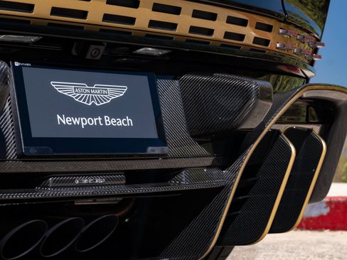 Used 2024 Aston Martin Valour image 33