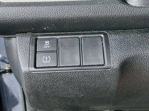 Used 2017 Honda Civic LX image 10