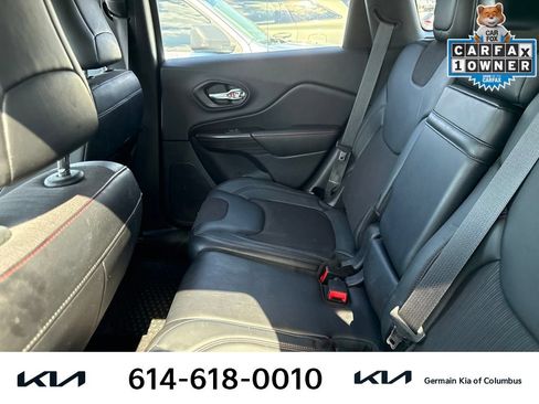 Used 2014 Jeep Cherokee Trailhawk AWD/4WD image 9
