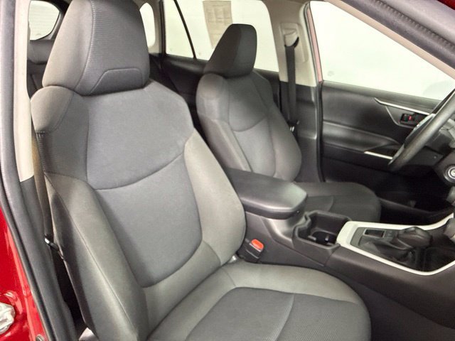 Used 2023 Toyota RAV4 LE AWD/4WD image 25
