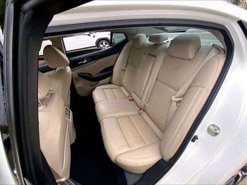 Used 2017 Nissan Maxima 3.5 SV image 21