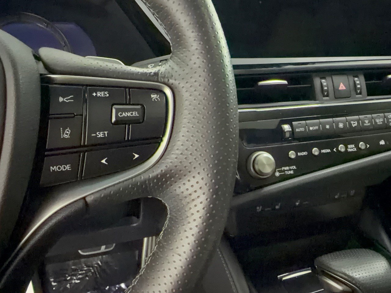 Used 2024 Lexus ES 350 F Sport FWD image 19