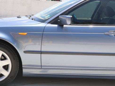 Used 2004 BMW 325xi Sedan AWD/4WD image 39