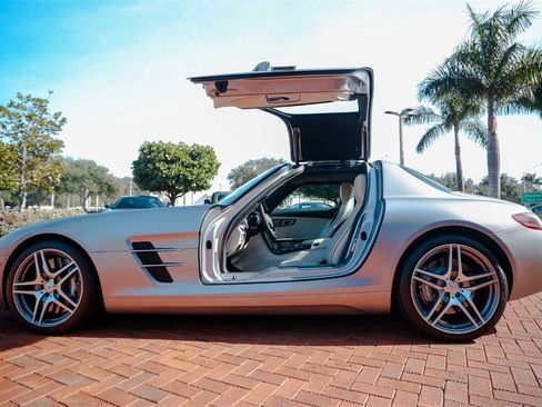 Used 2012 Mercedes-Benz SLS AMG Coupe image 42