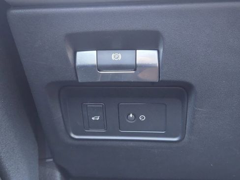 Used 2021 Land Rover Range Rover Evoque R-Dynamic SE image 26