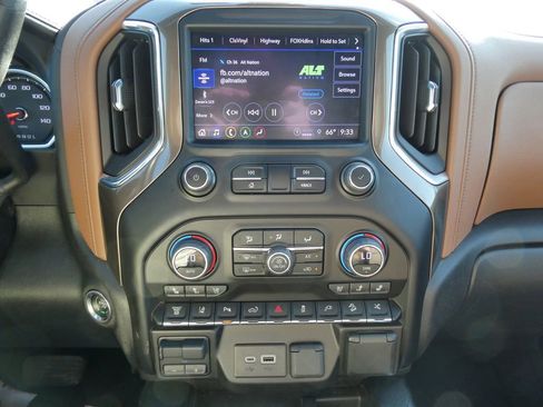 Used 2023 Chevrolet Silverado 2500 High Country w/ Z71 Off-Road Package AWD/4WD image 30