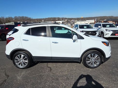 Used 2020 Buick Encore Preferred image 9
