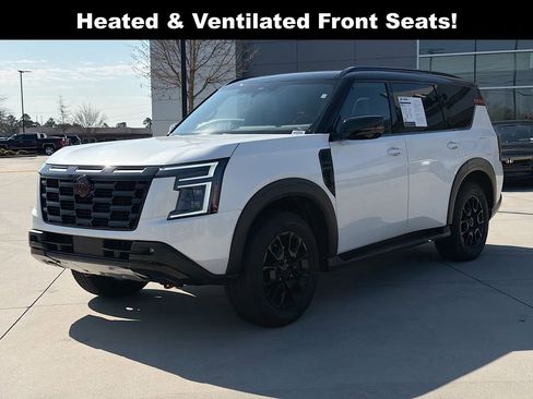 Used 2025 Nissan Armada PRO-4X w/ Pro-4X Premium Package image 5