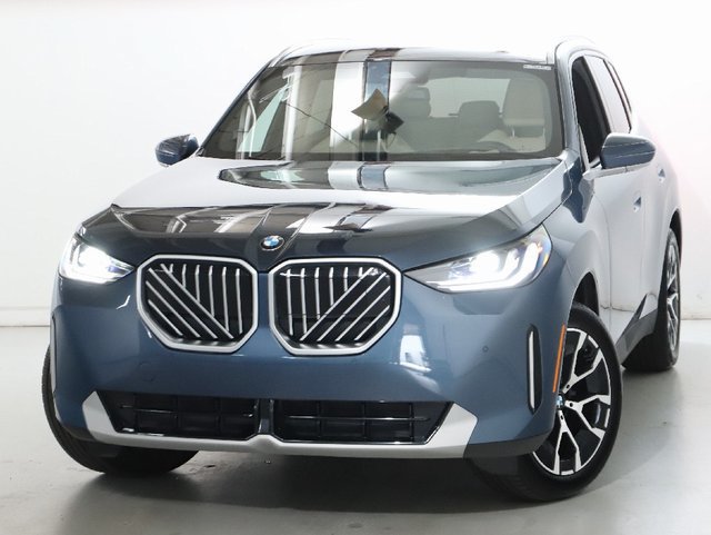 Used 2026 BMW X3 xDrive30i w/ Convenience Package AWD/4WD image 3