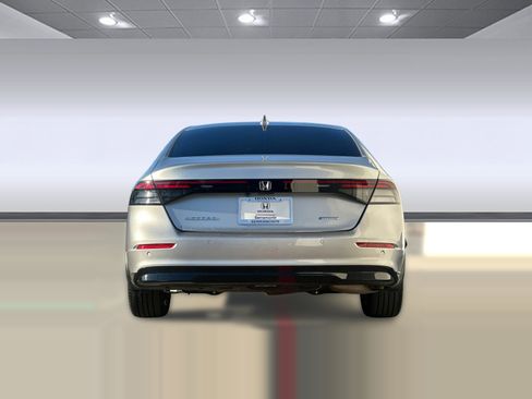 Certified 2025 Honda Accord EX-L image 9