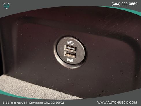 Used 2018 Porsche Macan Turbo w/ Premium Package Plus AWD/4WD image 16