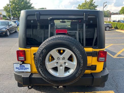 Used 2015 Jeep Wrangler Unlimited Sport w/ Power Convenience Group AWD/4WD image 14