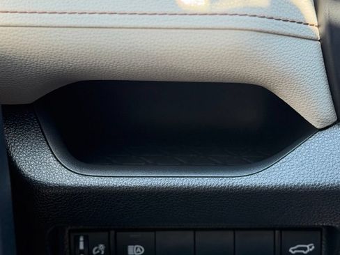 Used 2019 Toyota RAV4 XLE w/ Convenience Package AWD/4WD image 26