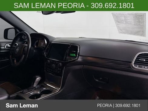 Used 2022 Jeep Grand Cherokee Laredo X image 29