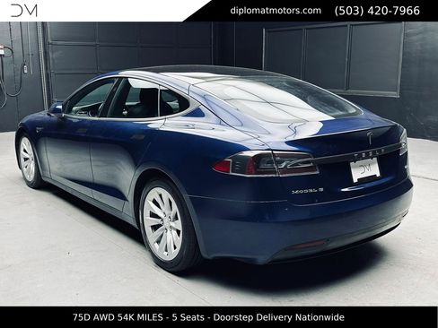 Used 2017 Tesla Model S 75D AWD/4WD image 5
