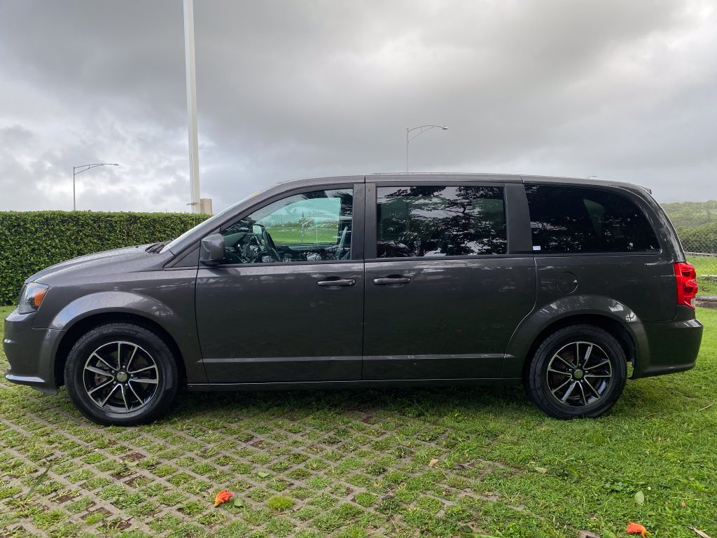 Used 2019 Dodge Grand Caravan GT FWD image 4
