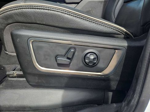Used 2020 RAM 1500 Limited AWD/4WD image 34