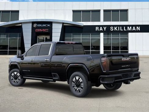 Used 2026 GMC Sierra 3500 Denali w/ Denali Reserve Package AWD/4WD image 3