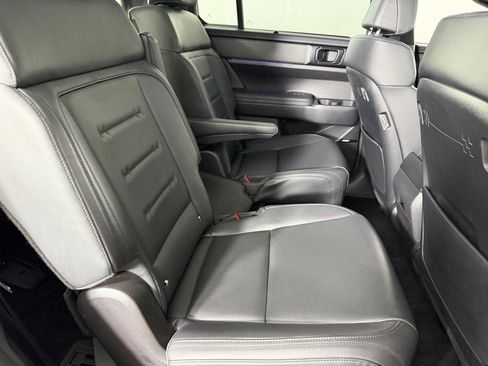 Used 2025 Hyundai Santa Fe Calligraphy AWD/4WD image 31