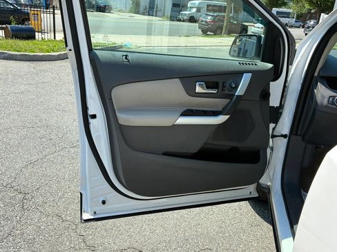 Used 2011 Ford Edge SEL w/ 202A Rapid Spec Order Code FWD image 8
