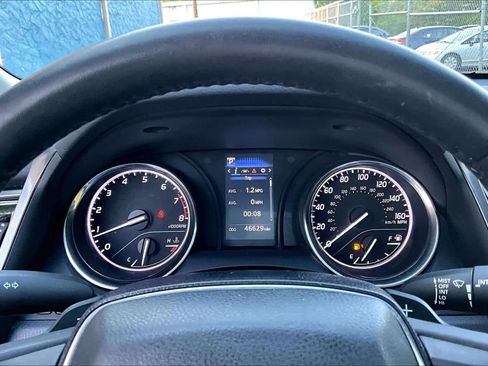 Certified 2020 Toyota Camry SE w/ Carpet Mat Package FWD image 25