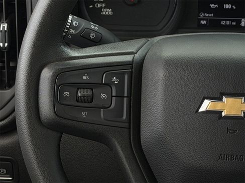 Certified 2024 Chevrolet Silverado 1500 Custom image 14