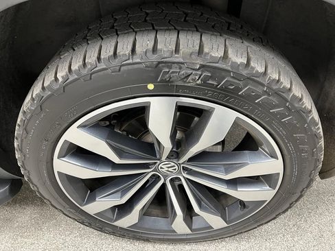 Used 2019 Volkswagen Atlas SEL Premium AWD/4WD image 14