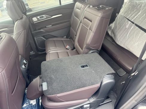 New 2026 Ford Explorer Platinum AWD/4WD image 34