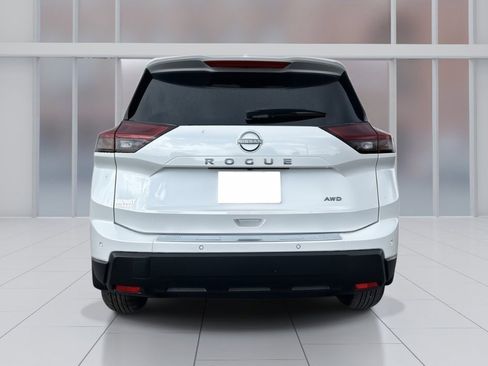 New 2026 Nissan Rogue SV image 4