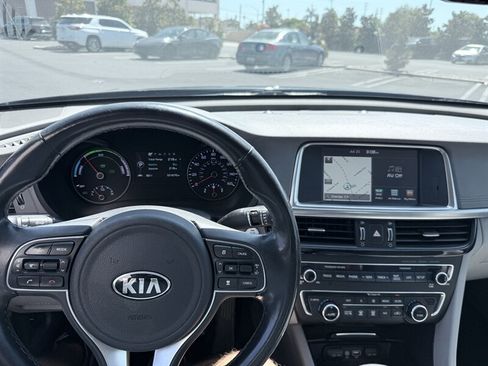 Used 2017 Kia Optima EX w/ Technology Package FWD image 16