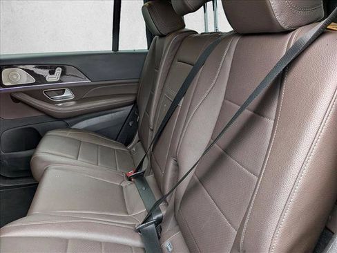 Certified 2022 Mercedes-Benz GLS 450 4MATIC image 15
