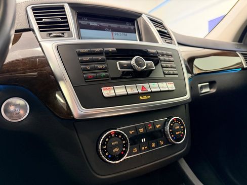 Used 2015 Mercedes-Benz GL 450 4MATIC image 49