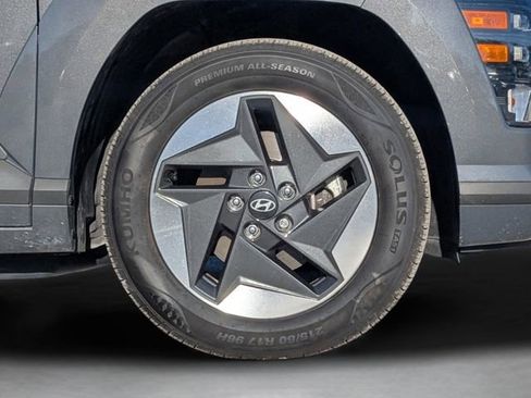 Used 2024 Hyundai Kona SEL FWD image 33