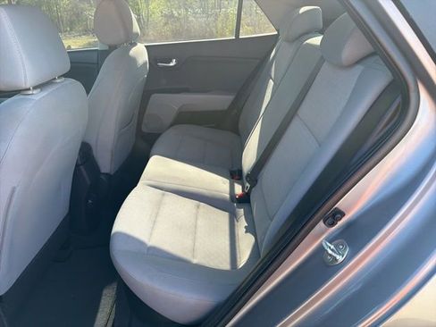 Used 2023 Kia Rio S w/ Technology Package image 9
