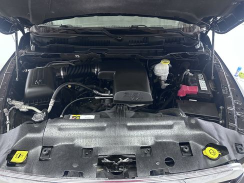 Used 2019 RAM 1500 Classic SLT w/ Luxury Group AWD/4WD image 47