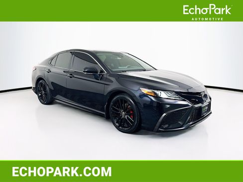 Used 2021 Toyota Camry XSE FWD image 1