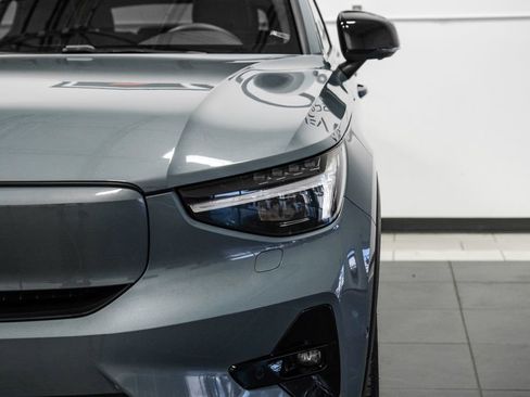 Used 2023 Volvo C40 P8 Recharge Ultimate image 51